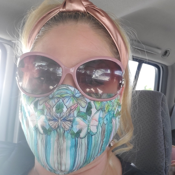 Meet your Posher Veronique - Picture 3 of 3